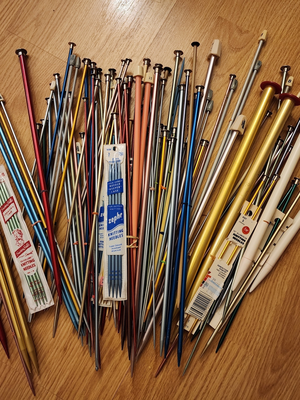 Source Unknown Metallic Knitting Needles - Gold, Blue, Red, Silver